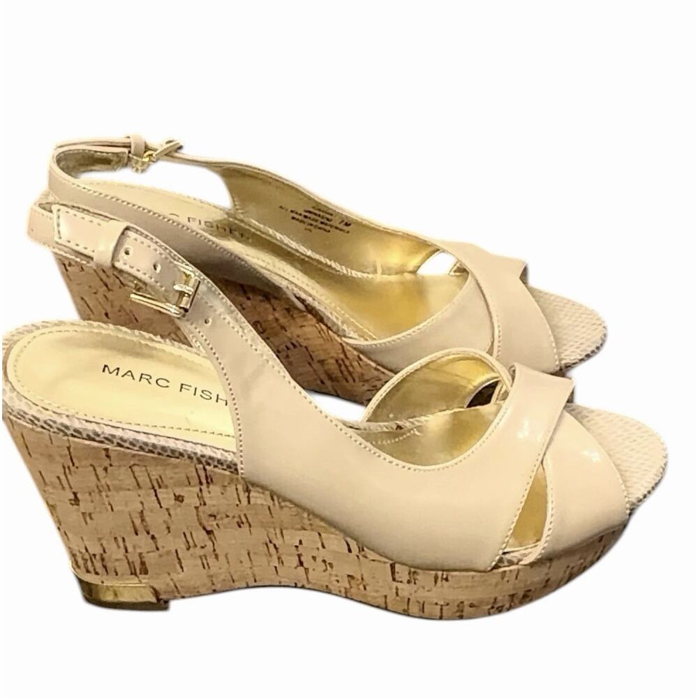 Marc Fisher Women Slingback Buckle Wedge Beige Patent Leather 7M Y2K Style